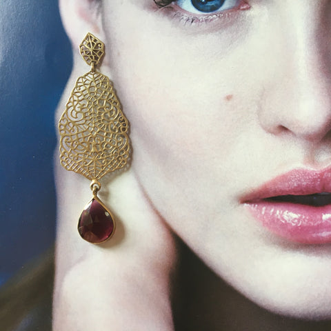 Gold cutout garnet earrings