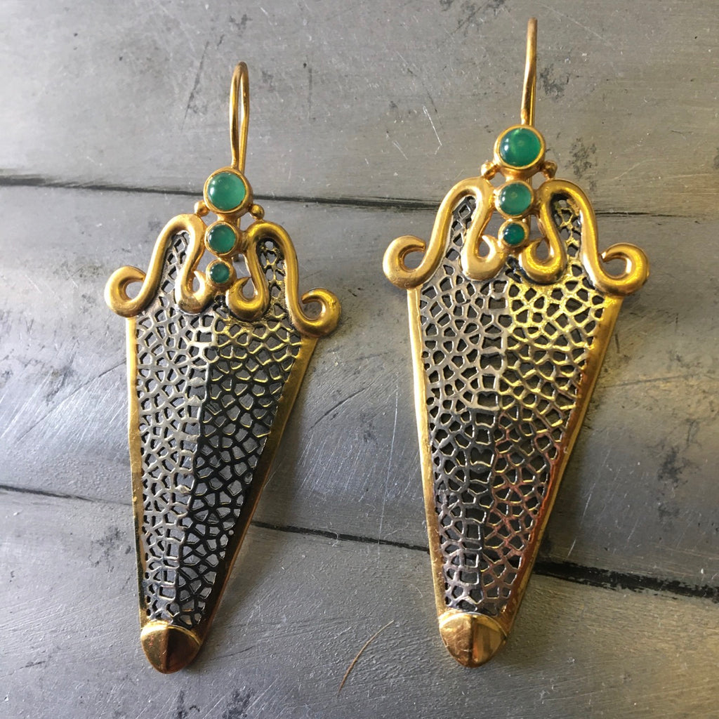 Green onyx cabochon two tone earrings